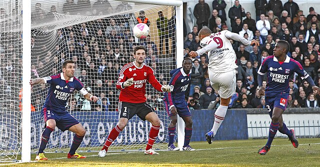 Which Ligue 1 teams will finish in the Champions League spot?